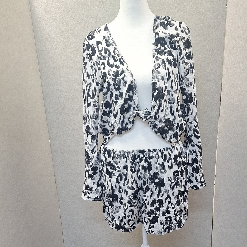 Bar III Monochrome Animal Print Ensemble